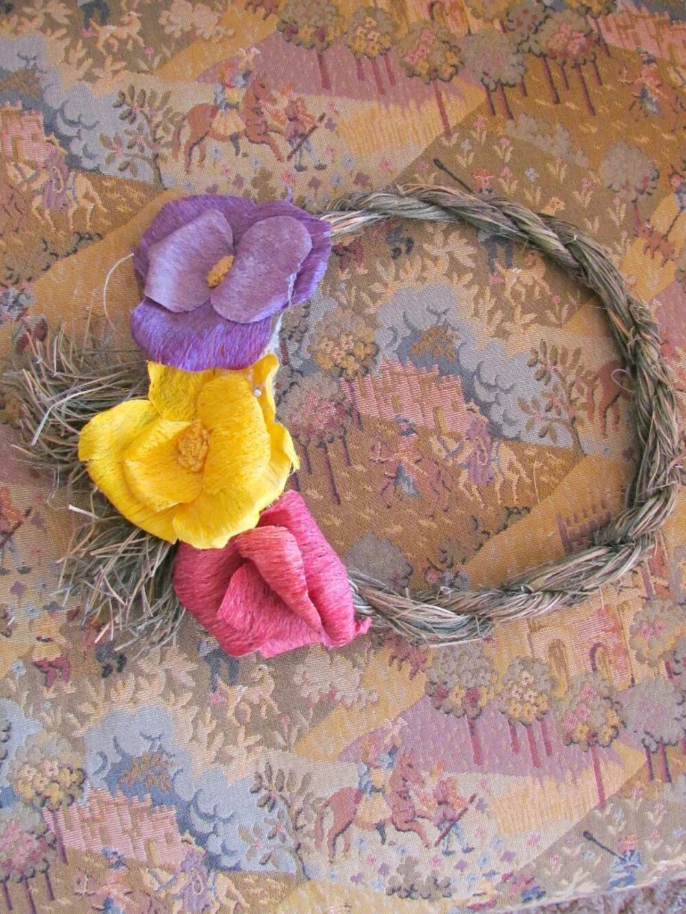 2 FESTIVAL HAIR WREATHS: FLORAL & GOLDEN LEAVES; RENAISSANCE, MEDIEVAL COSTUMES - Picture 12 of 12